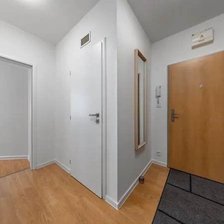 Modern Living, Design & Parking Apartment Bratislava