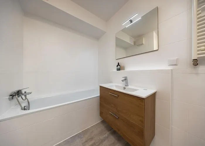 Apartman Modern Living, Design & Parking