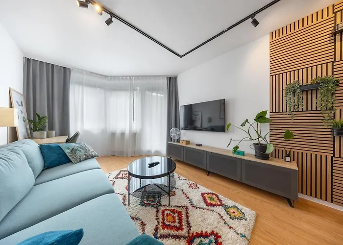 Modern Living, Design & Parking Apartament