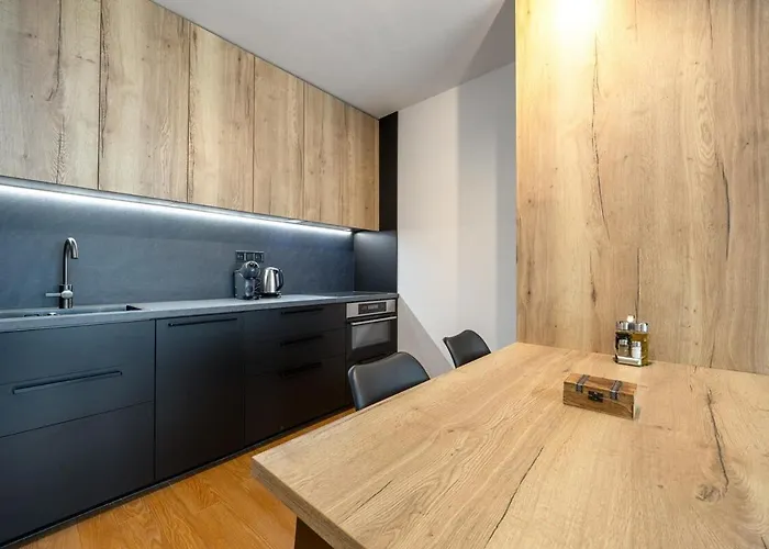 Modern Living, Design & Parking Pozsony