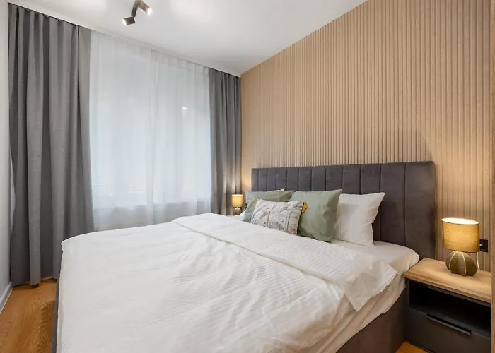 Modern Living, Design & Parking Appartement *